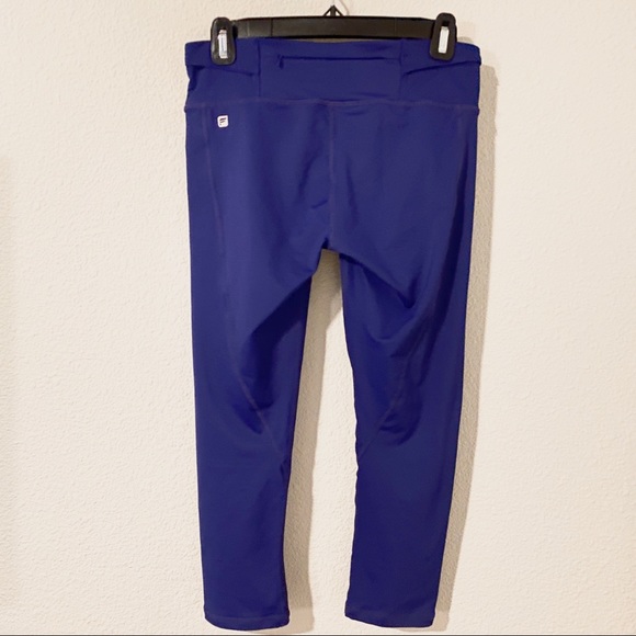 Fabletics Cropped Blue Athletic Leggings Small - Picture 3 of 8